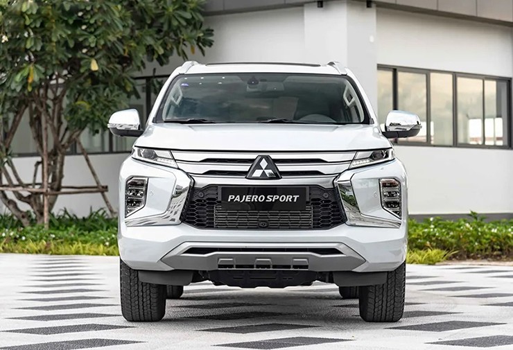 Giá xe Mitsubishi Pajero Sport tháng 8/2023, hỗ trợ 100% - 5